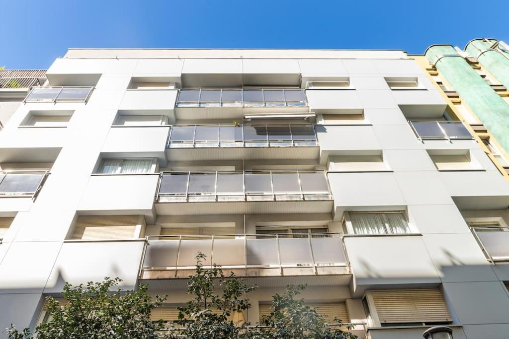 Terraza Playa Y Calle Peatonal Ess03377 Σαν Σεμπαστιάν Εξωτερικό φωτογραφία